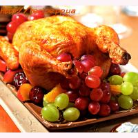 Запеченная курица с виноградом и имбирем